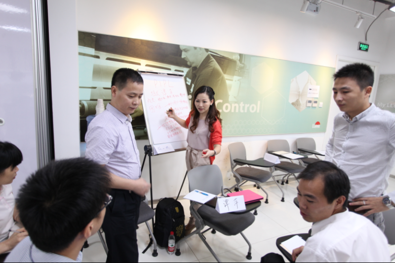 重庆招聘急聘市场专员+全勤+五险_重庆众邦汽